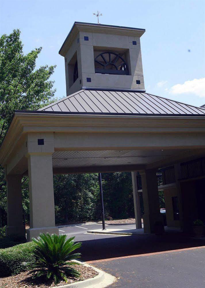 Clarion Inn & Suites Aiken South Екстер'єр фото